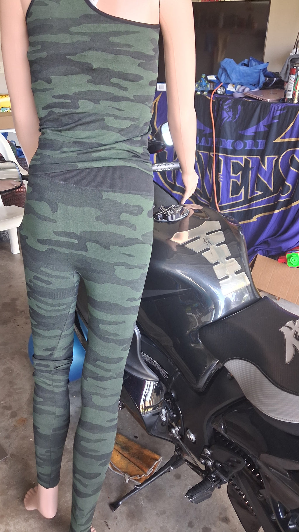 Women's Camo Print Tank & Leggings Set
